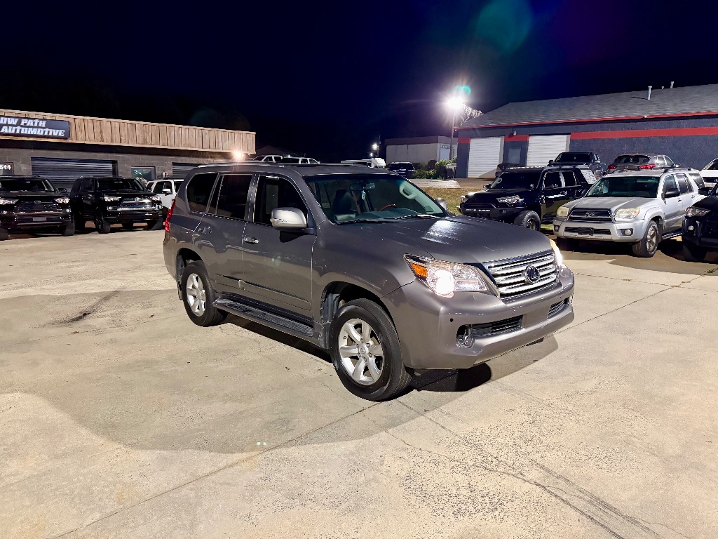 2013 Lexus GX Base's photo