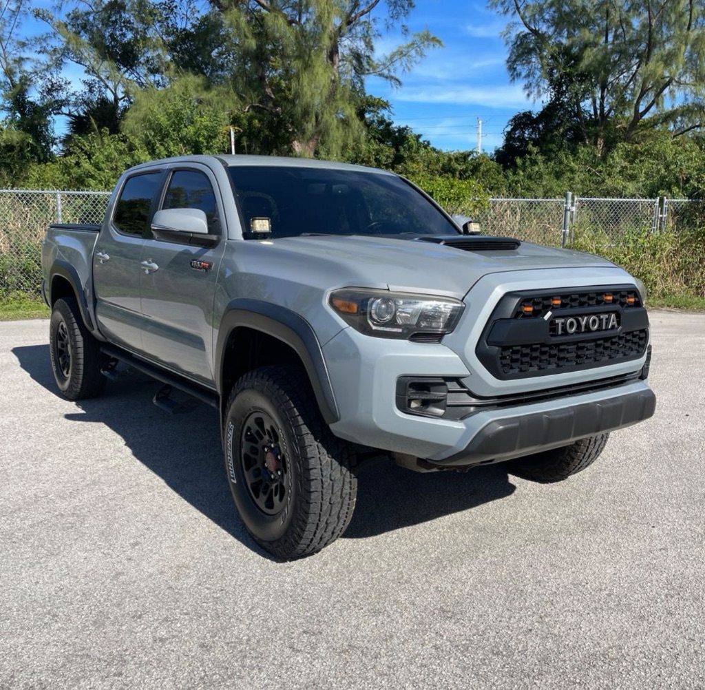 2017 Toyota Tacoma TRD Pro's photo