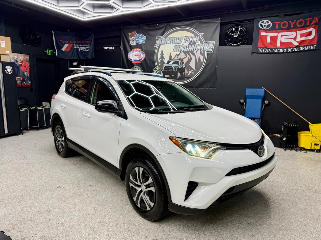 2017 Toyota RAV4 LE