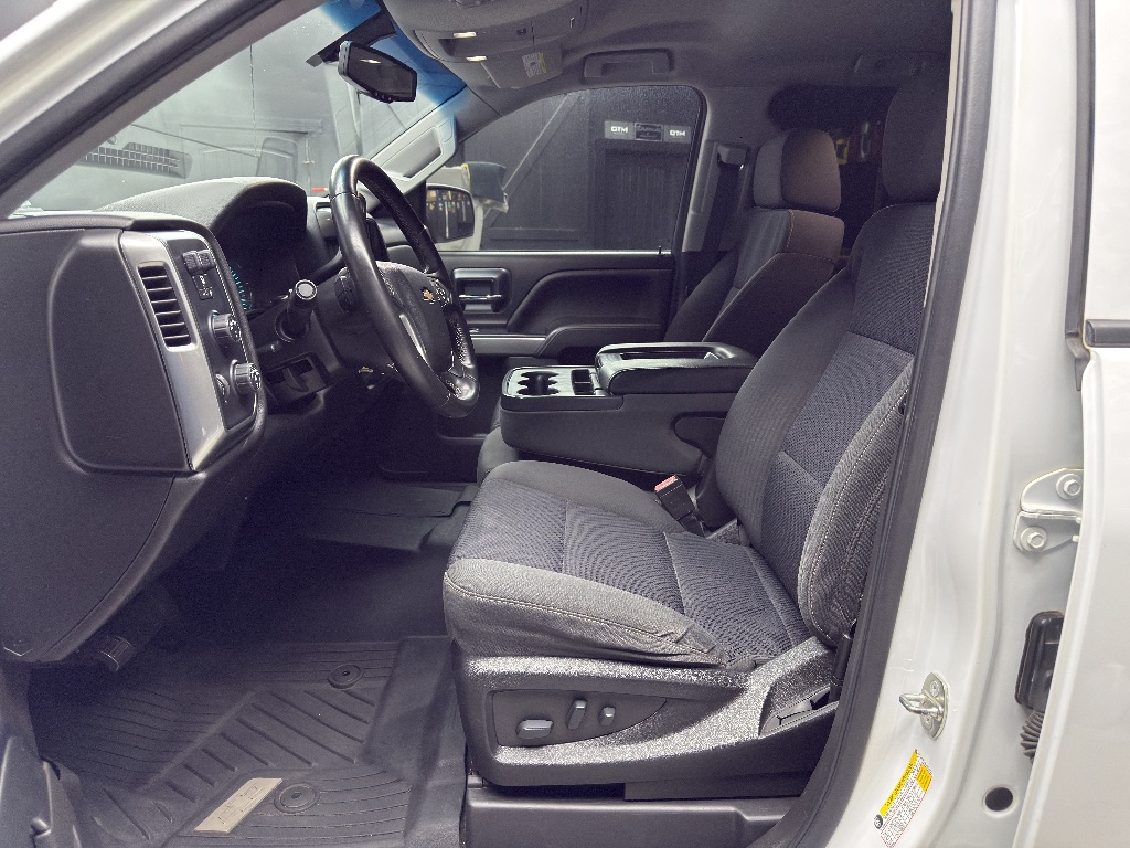 2018 Chevrolet Silverado 1500 LT - Photo 9