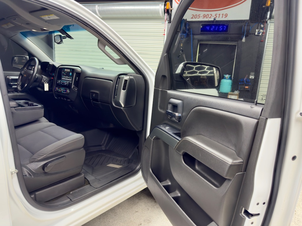 2018 Chevrolet Silverado 1500 LT - Photo 11