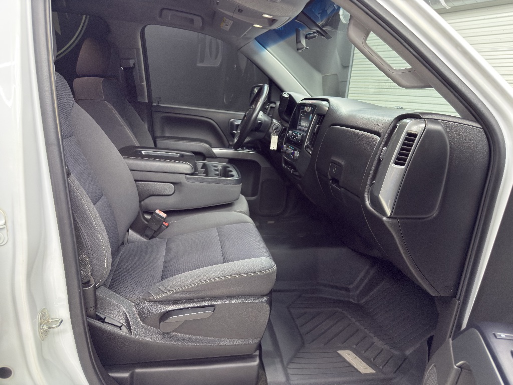 2018 Chevrolet Silverado 1500 LT - Photo 12