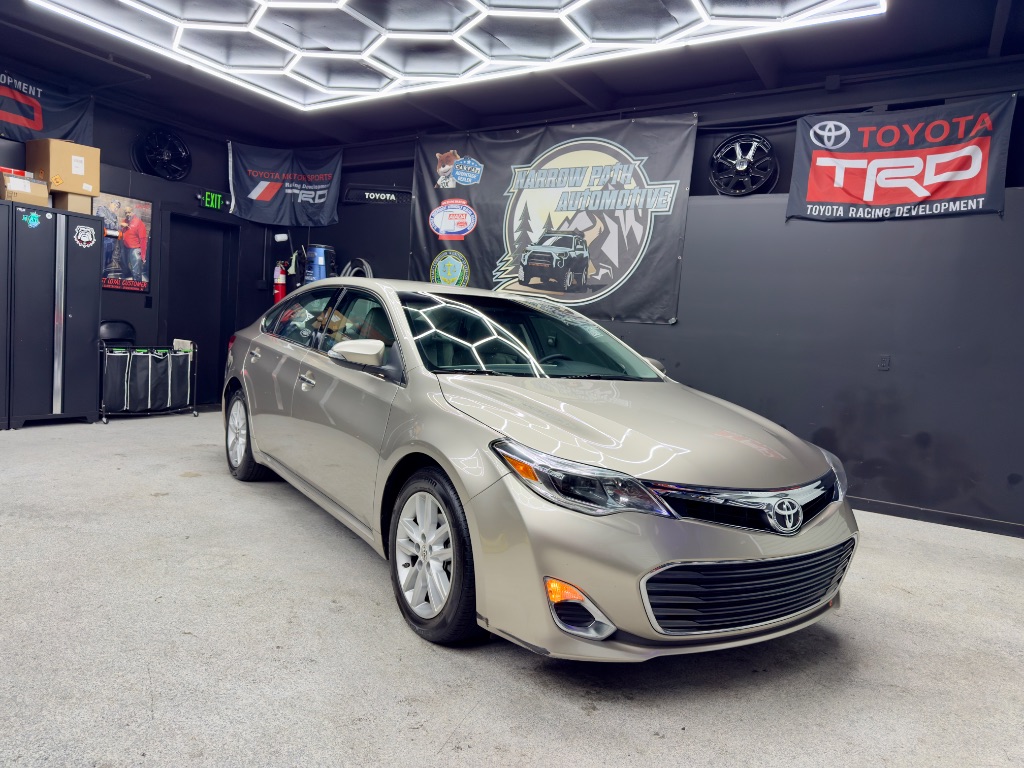 2013 Toyota Avalon XLE