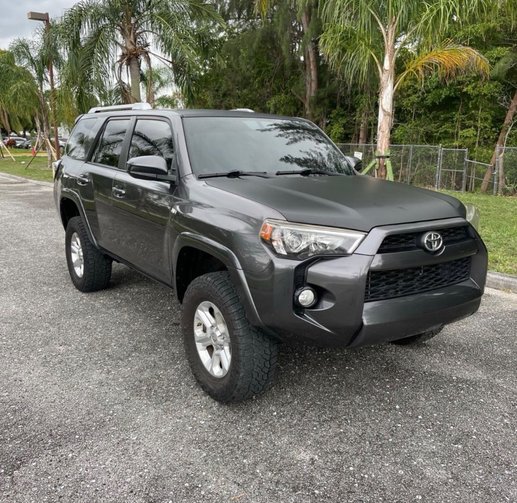 2016 Toyota 4Runner SR5 4x4 V6's photo