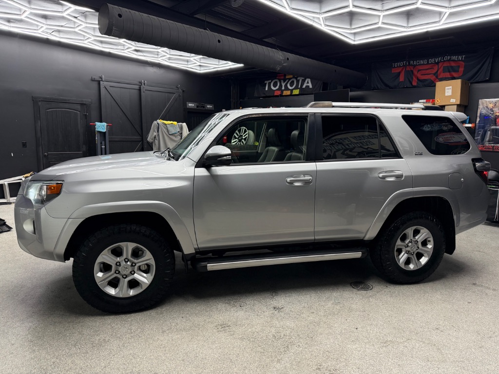 2020 Toyota 4Runner SR5 Premium - Photo 6
