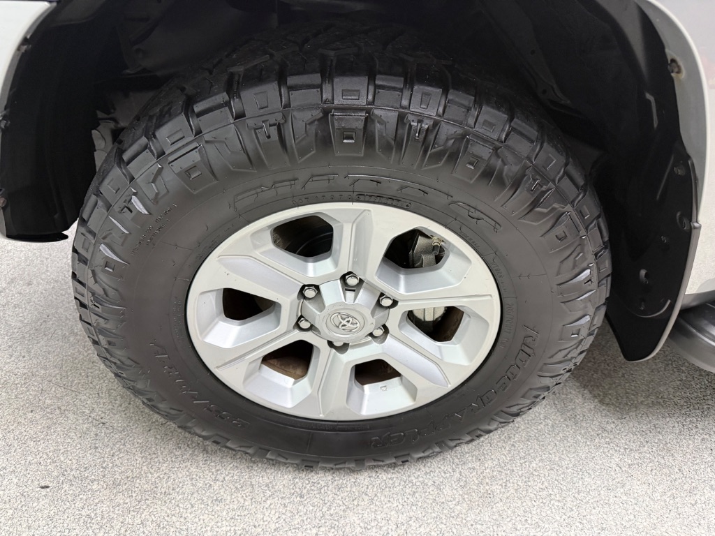 2020 Toyota 4Runner SR5 Premium - Photo 42