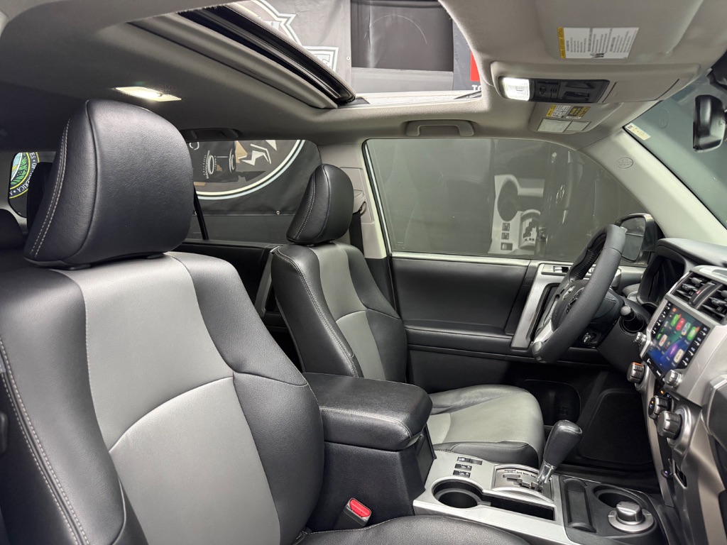 2020 Toyota 4Runner SR5 Premium - Photo 14