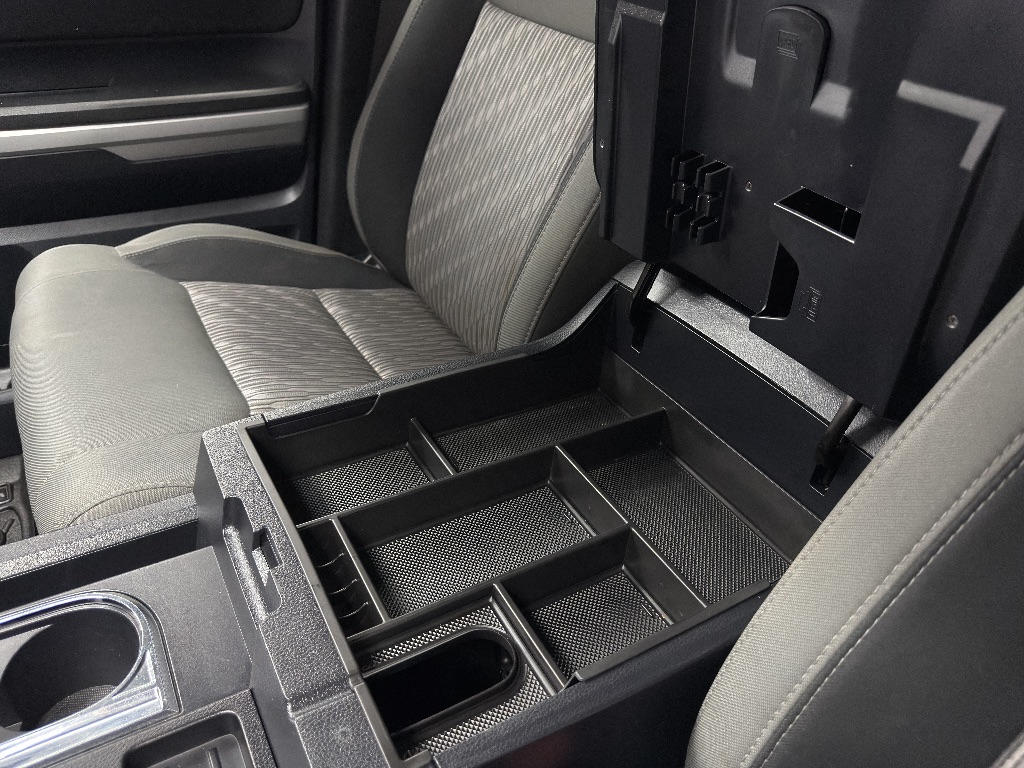 2018 Toyota Tundra SR5 - Photo 36