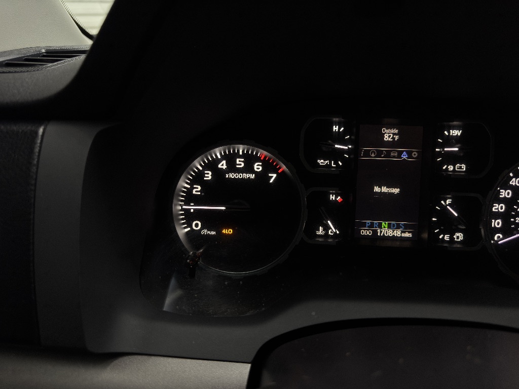2018 Toyota Tundra SR5 - Photo 33