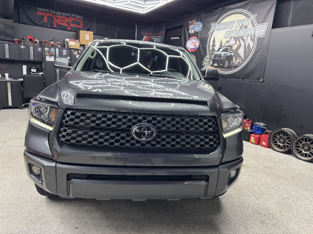 2018 Toyota Tundra SR5 - Photo 8