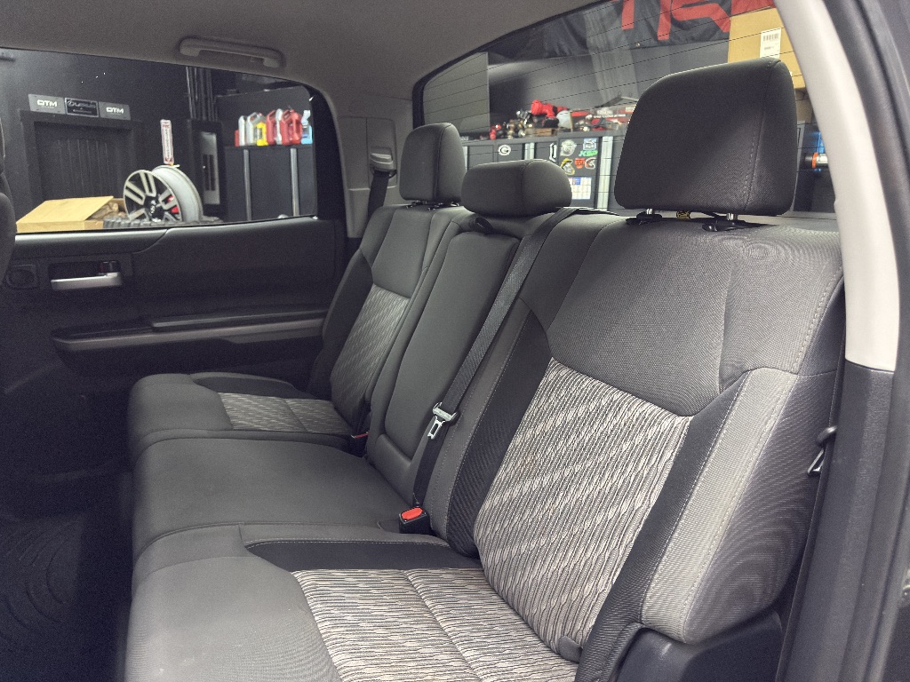 2018 Toyota Tundra SR5 - Photo 17